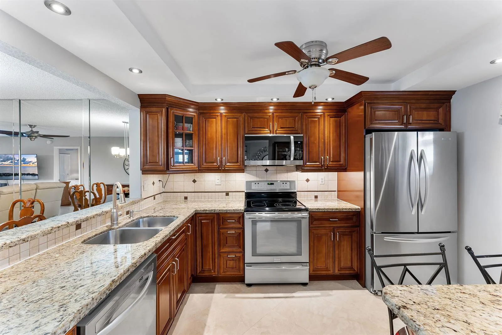 3930 Inverrary Boulevard # 505-d, Lauderhill, FL 33319 photo 5