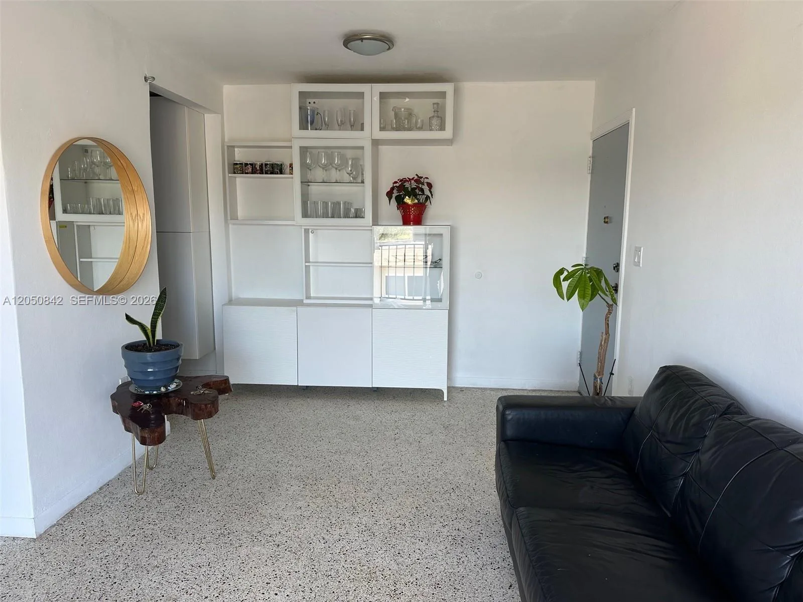 1736 SW 19th St # 404, Miami, FL 33145 photo 8