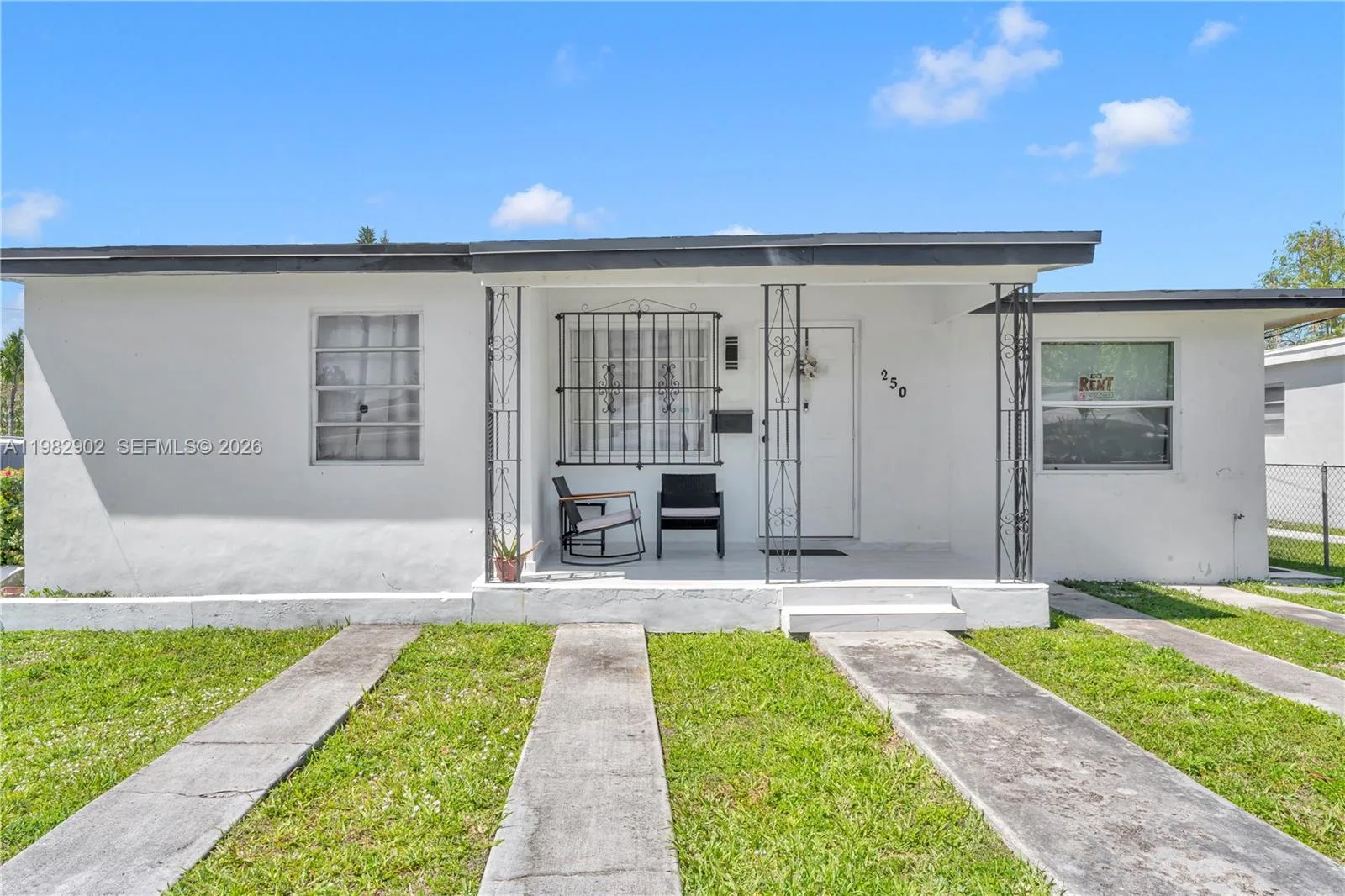 250 NW 34th Ave, Miami, FL 33125 photo 2