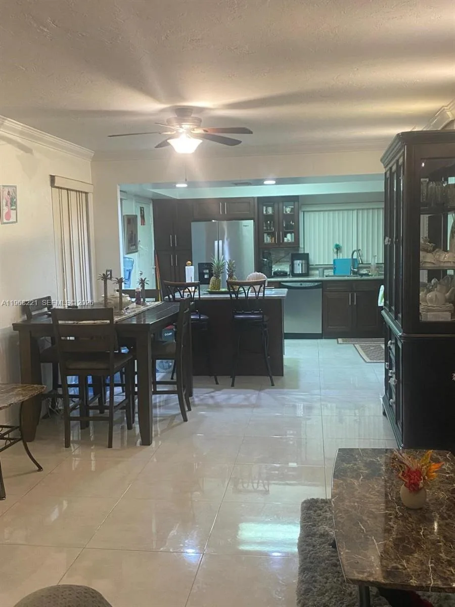 6010 S Falls Cir Dr # 222, Lauderhill, FL 33319