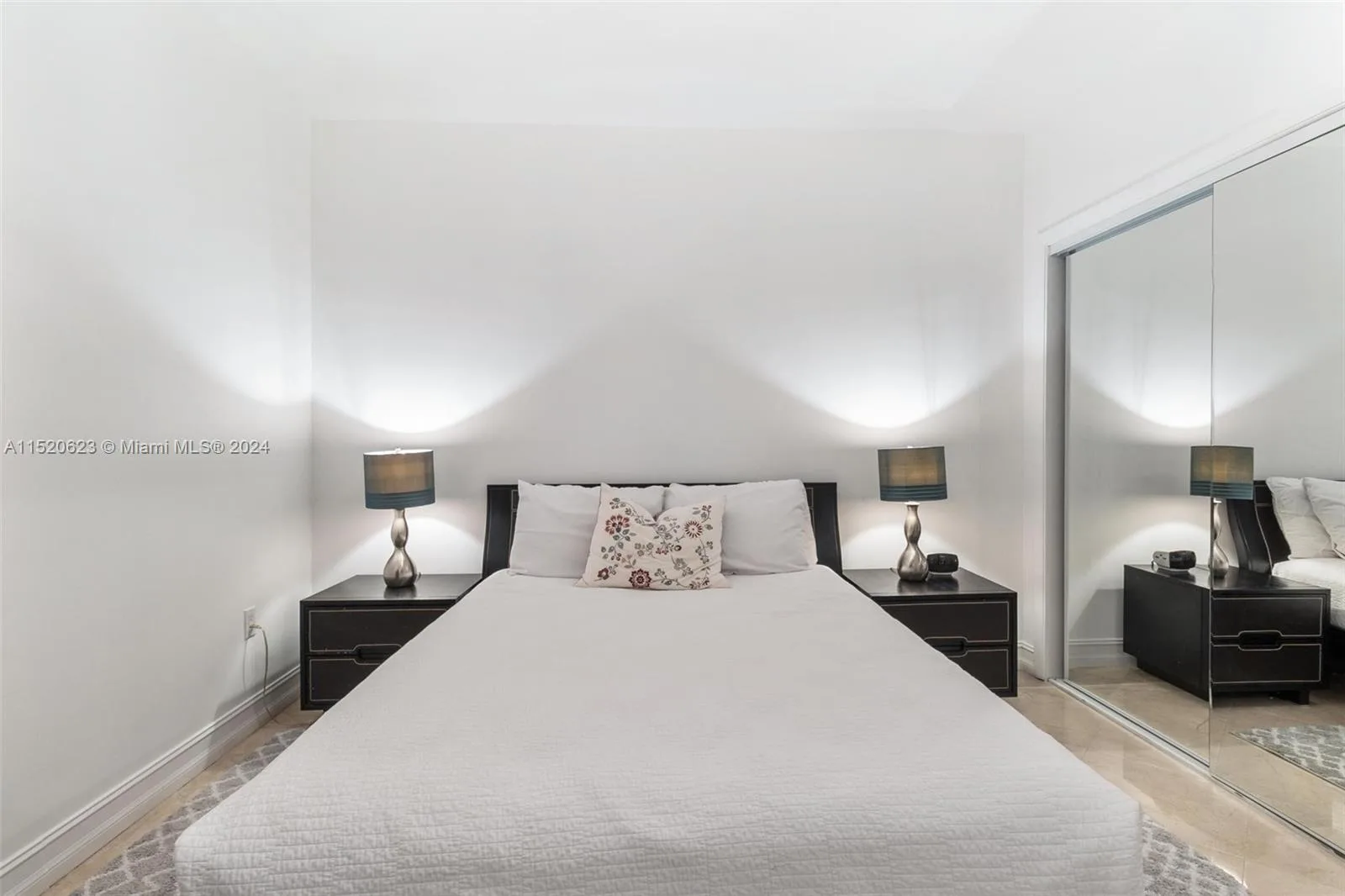 1830 S Ocean Dr # 3809, Hallandale Beach, FL 33009 photo 4