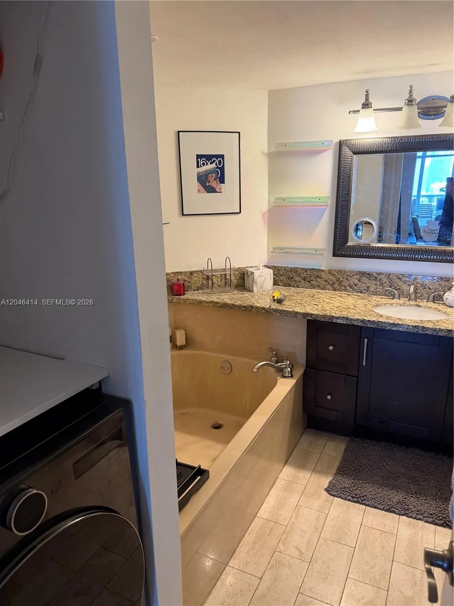 1717 N Bayshore Dr # A-2847, Miami, FL 33132 photo 11