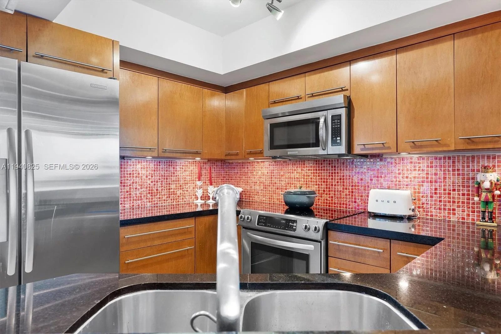1800 Sunset Harbour Dr # 1710, Miami Beach, FL 33139 photo 9