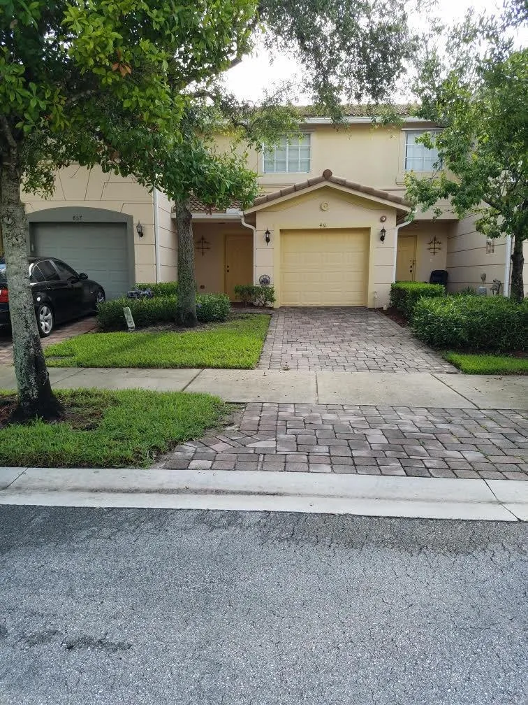 461 SE Bloxham Way, Stuart, FL 34997