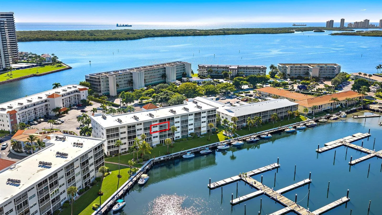 29 Yacht Club Drive # Unit 405, North Palm Beach, FL 33408