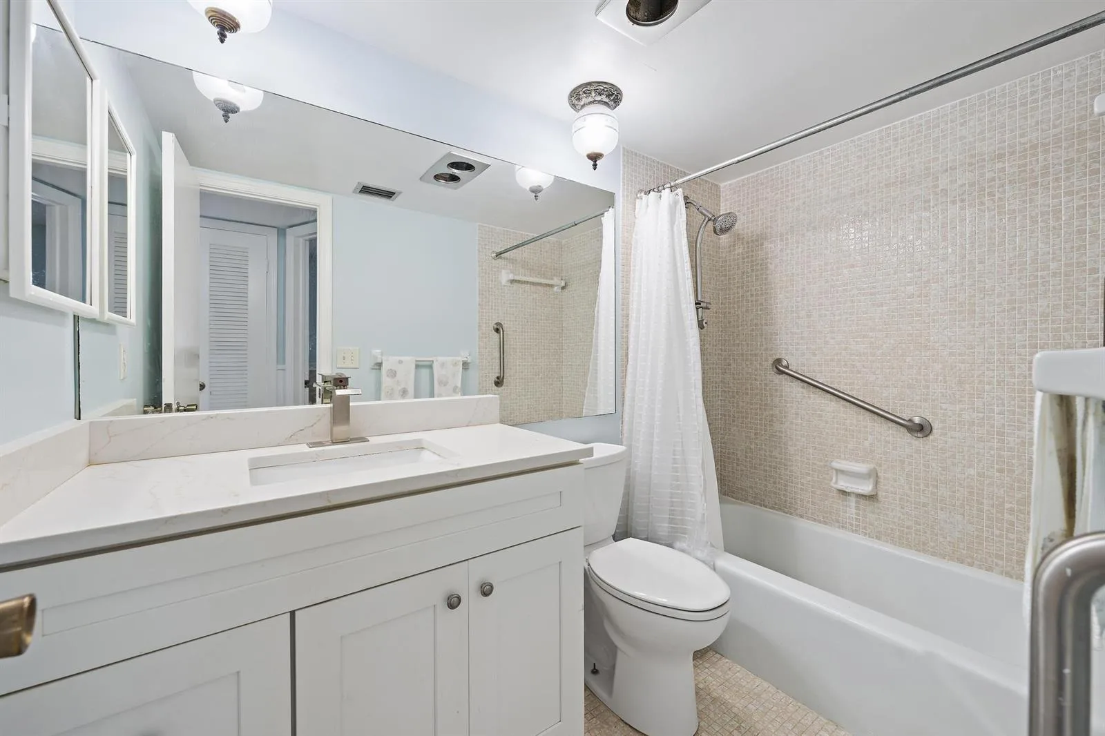 29 Yacht Club Drive # Unit 405, North Palm Beach, FL 33408 photo 13