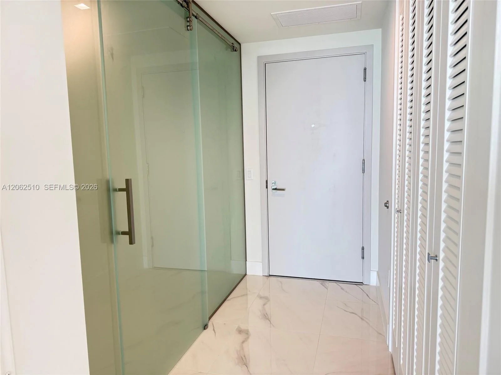 1170 E HALLANDALE # 1106, Hallandale Beach, FL 330099 photo 10