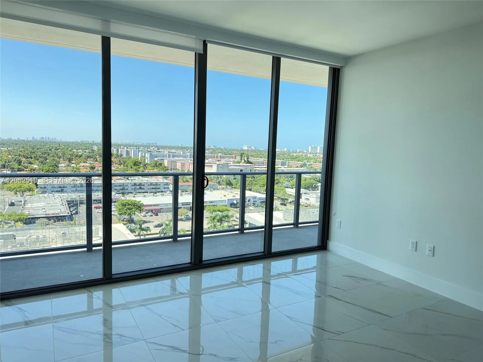 1170 E HALLANDALE # 1106, Hallandale Beach, FL 330099 photo 2
