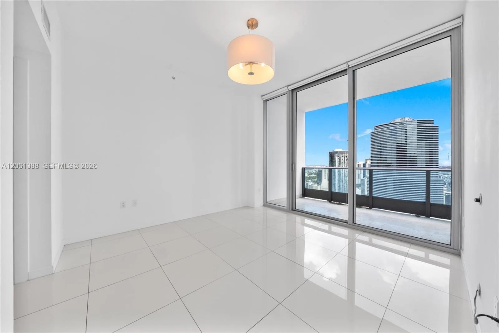 200 Biscayne Boulevard Way # 4409, Miami, FL 33131 photo 9