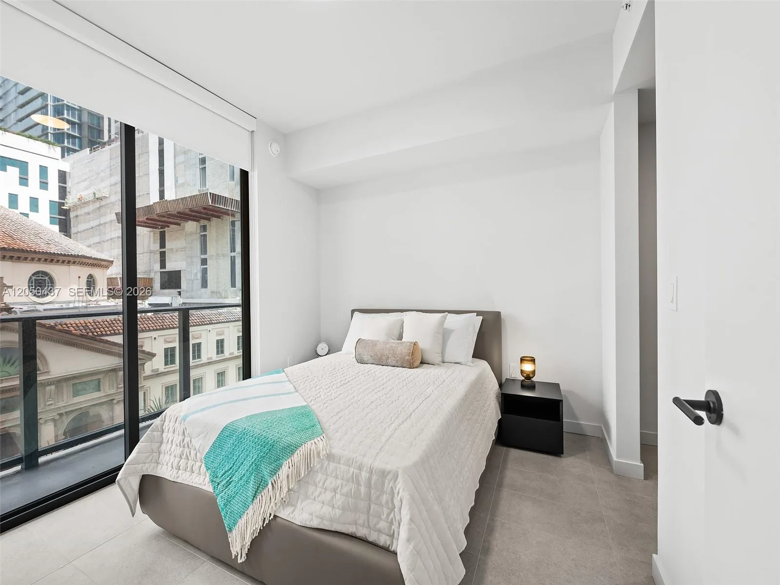 121 NE 5th St # 3706, Miami, FL 33132 photo 6