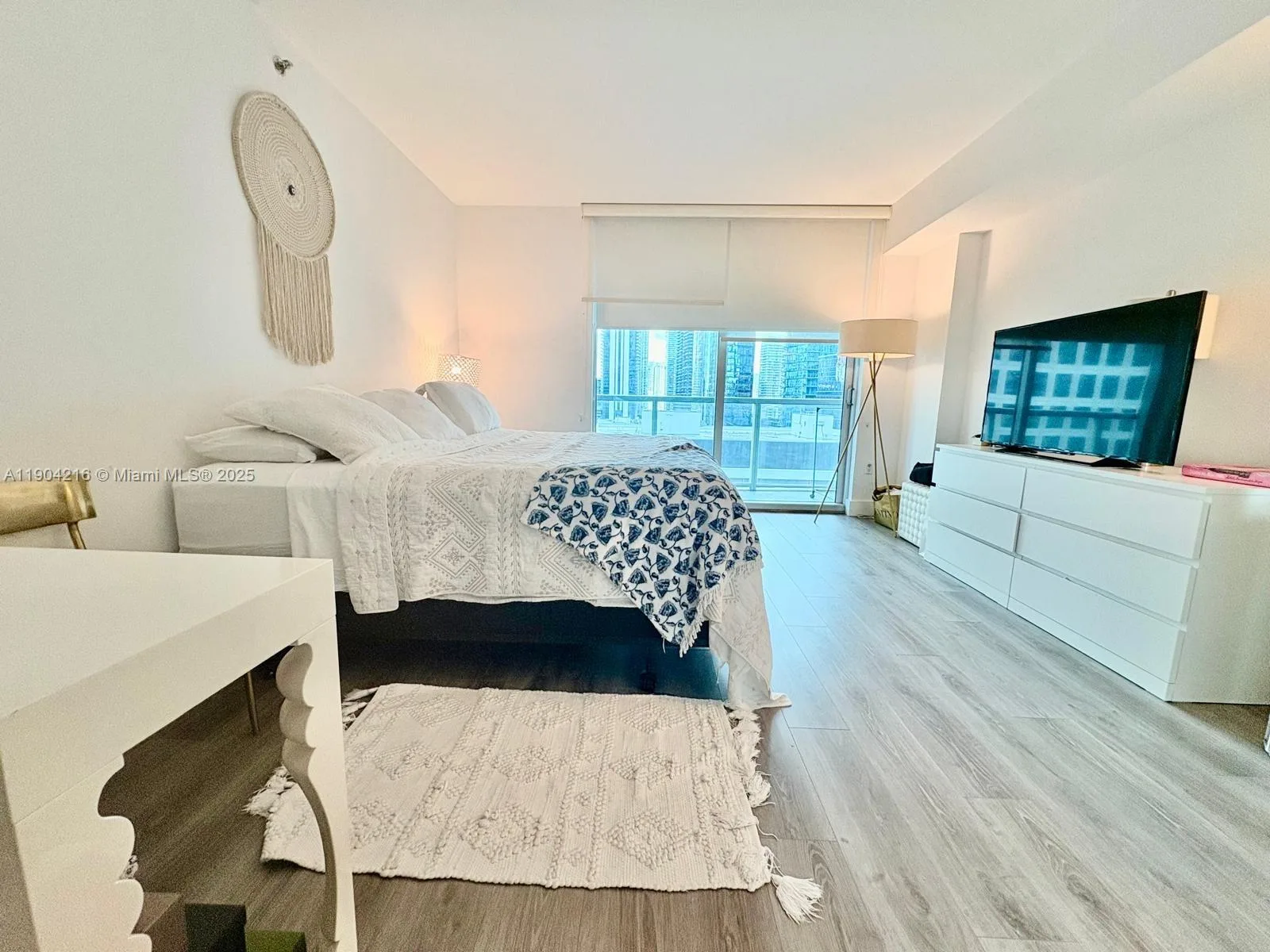 55 SE 6th St # 1706, Miami, FL 33131 photo 10