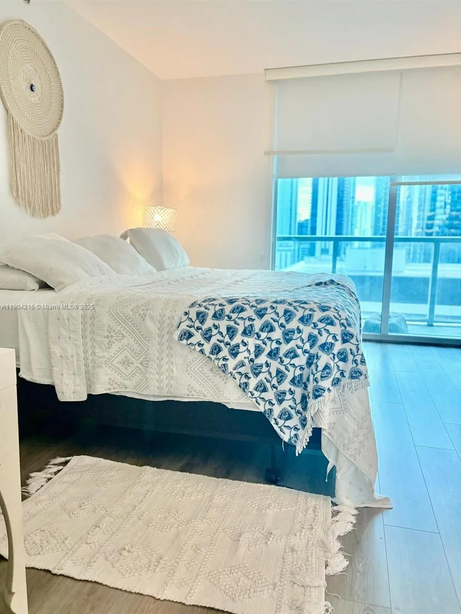 55 SE 6th St # 1706, Miami, FL 33131 photo 12