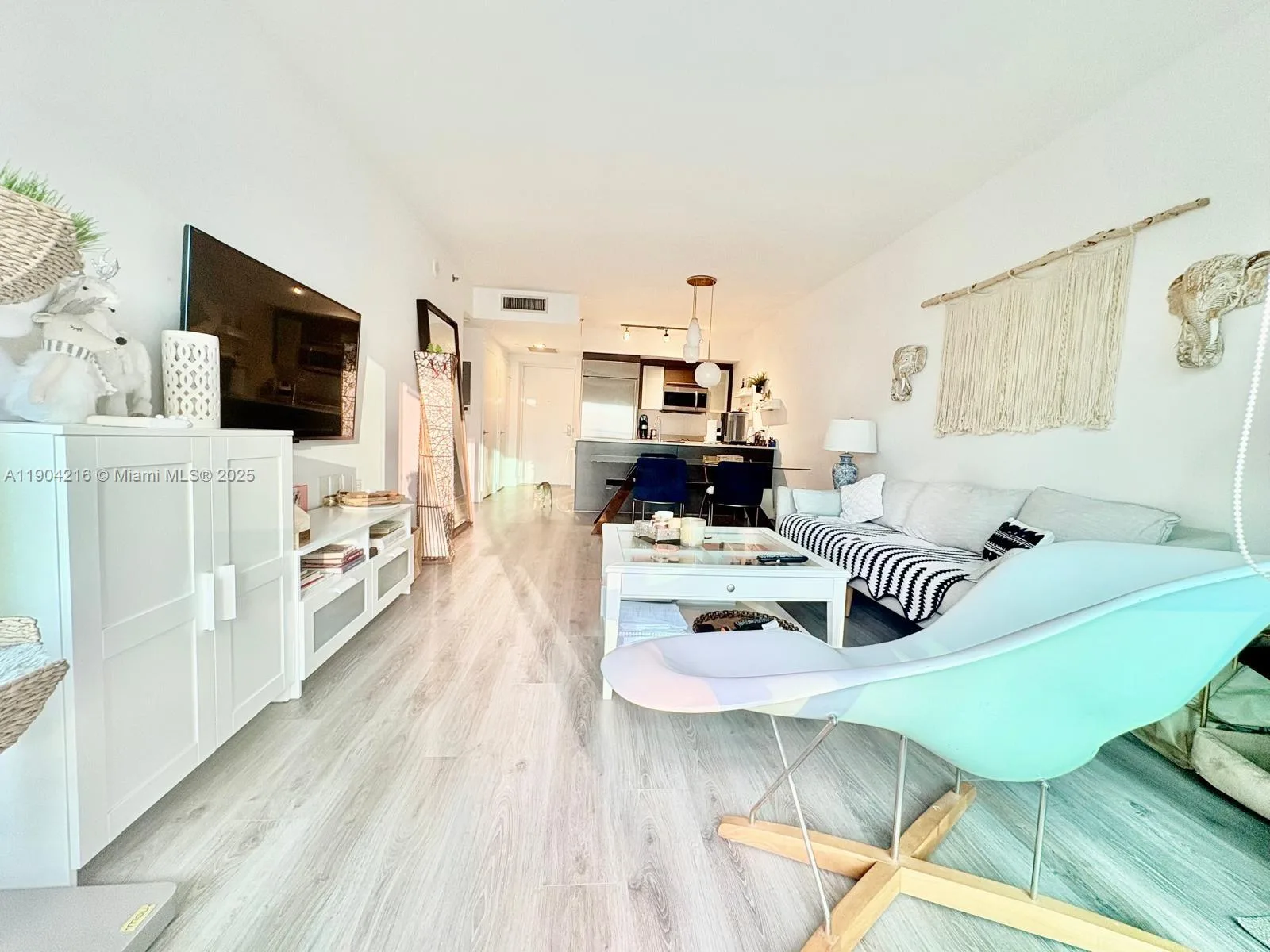 55 SE 6th St # 1706, Miami, FL 33131 photo 9