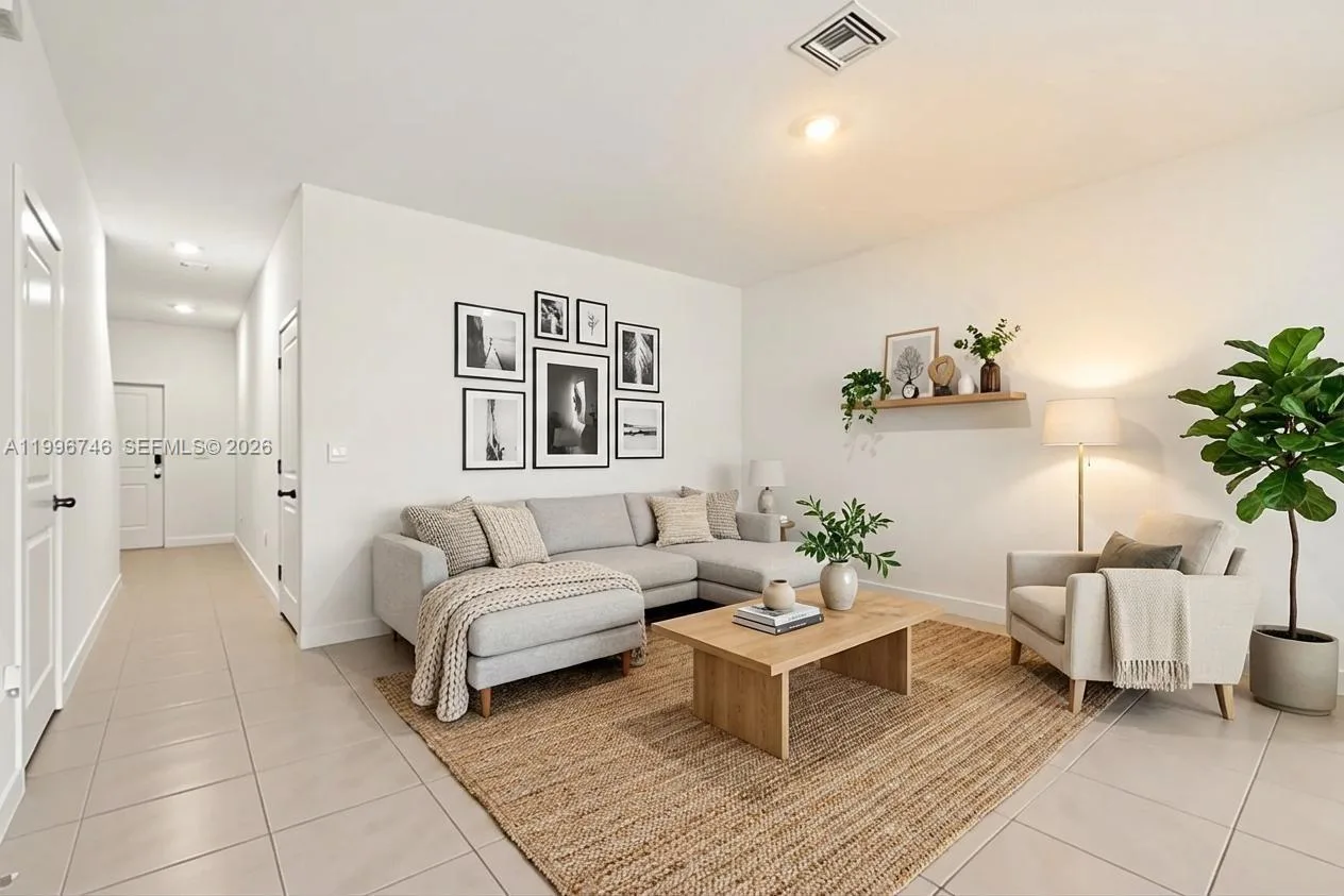 848 NW 3rd Ter, Pompano Beach, FL 33060 photo 2