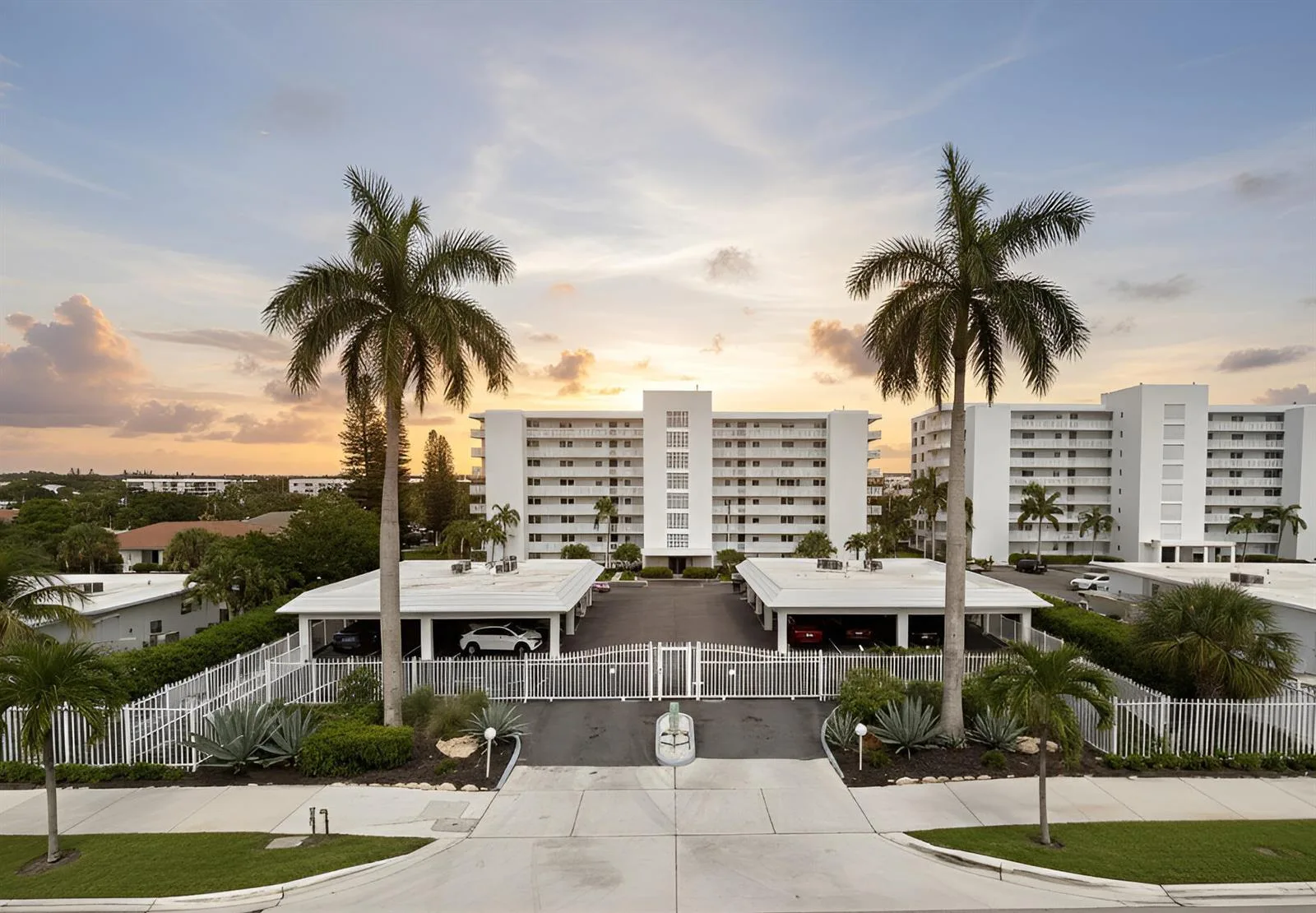 501 LAKE SHORE Drive # 206, Lake Park, FL 33403 photo 4