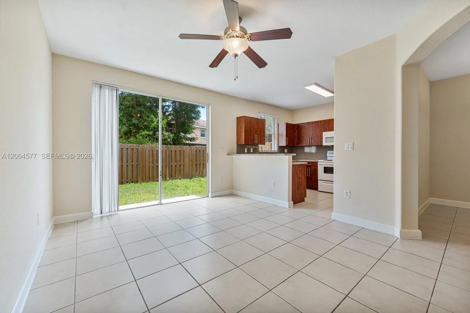 1427 SE 25th Ave, Homestead, FL 33035 photo 11