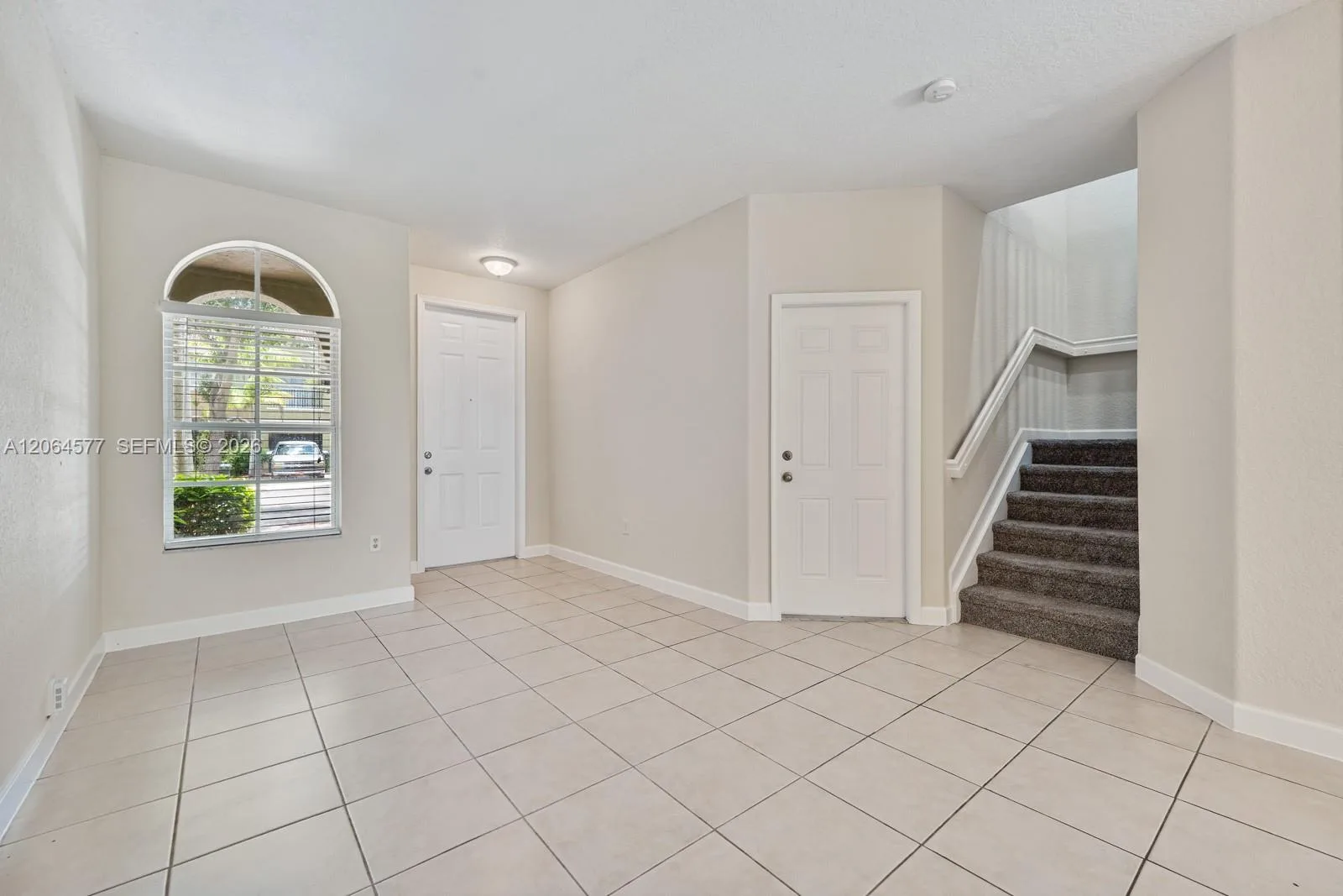 1427 SE 25th Ave, Homestead, FL 33035 photo 4