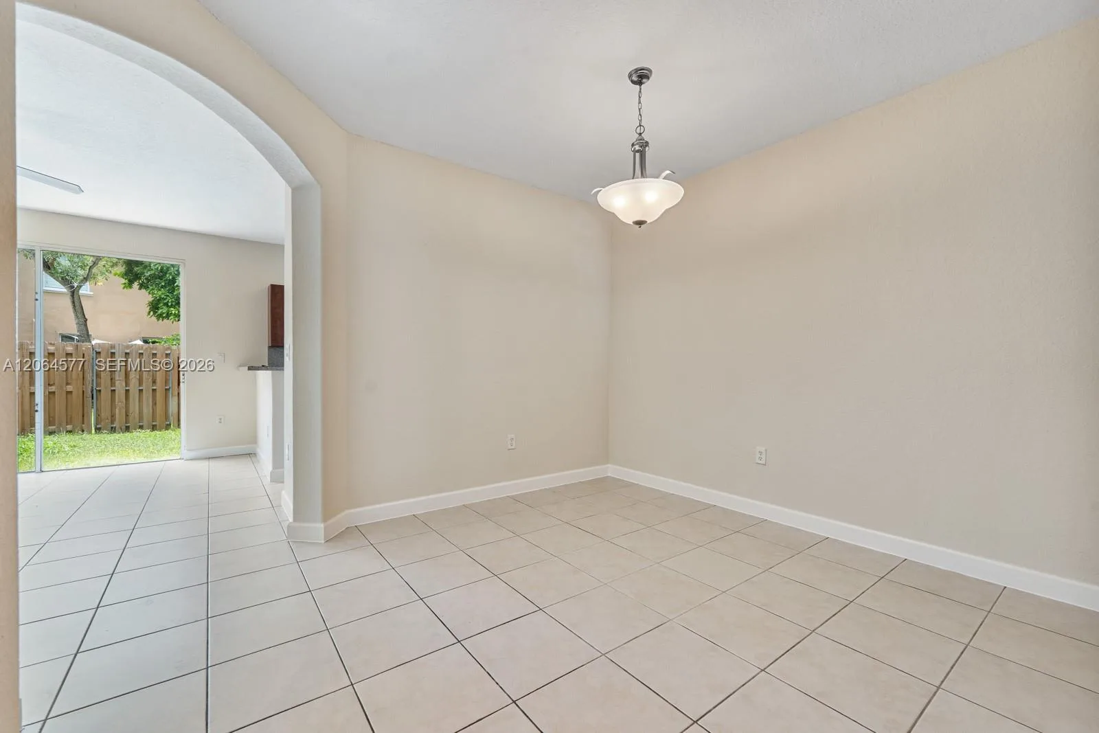1427 SE 25th Ave, Homestead, FL 33035 photo 5