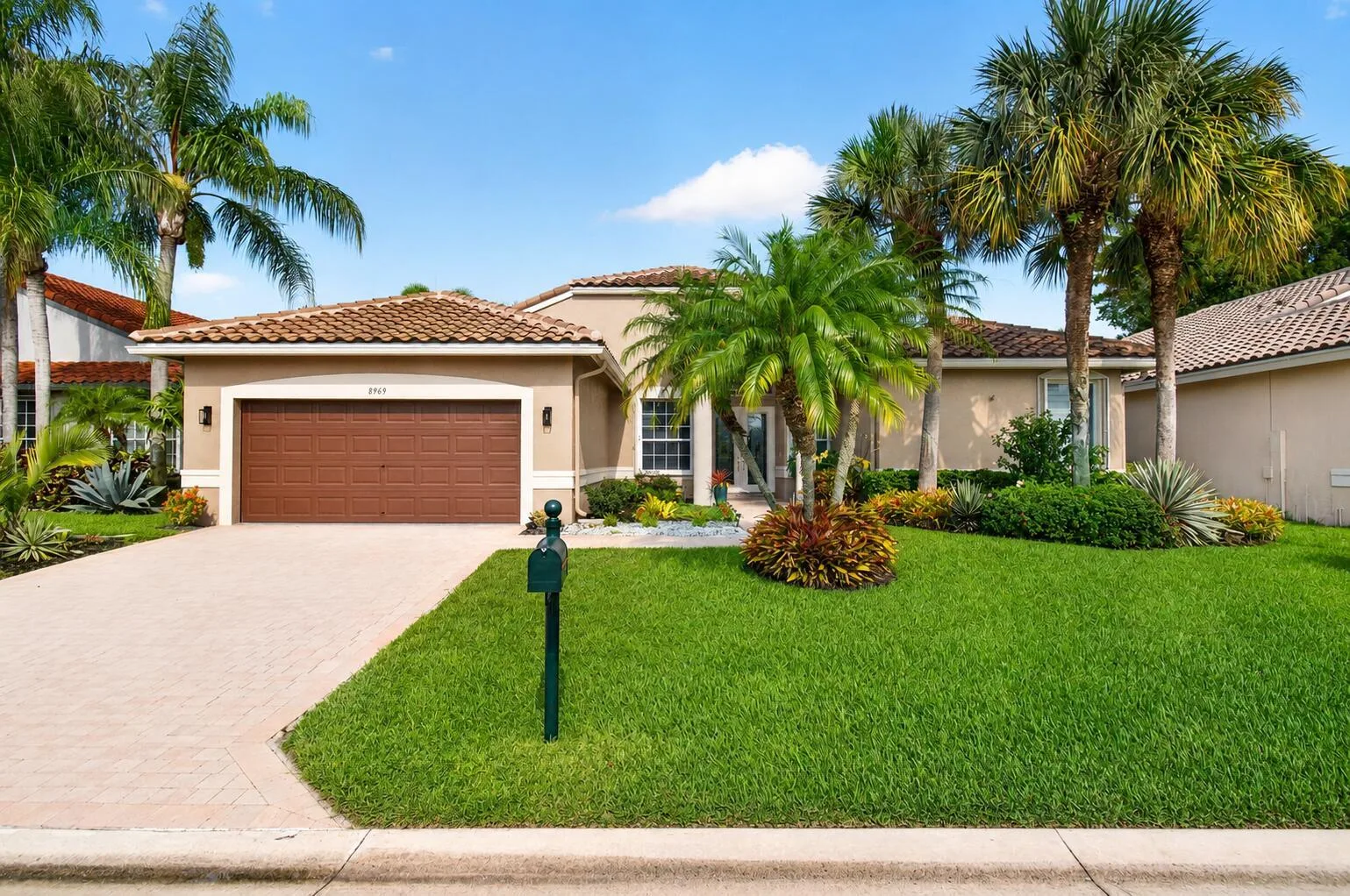 8969 Torcello Way, Boynton Beach, FL 33472