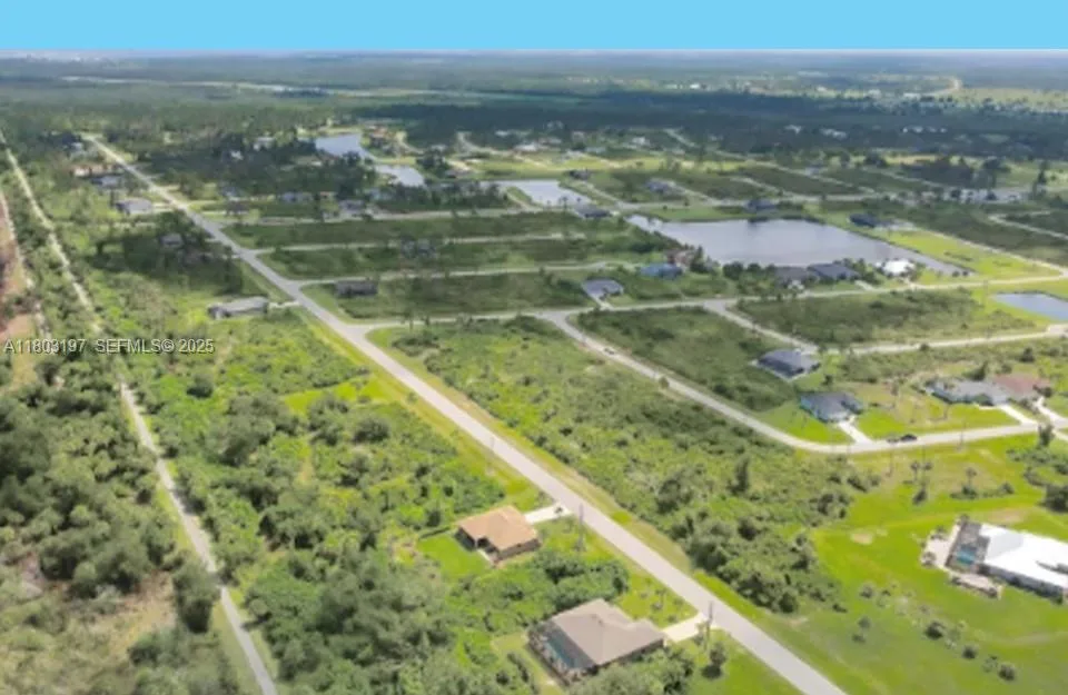 5 Deck Ct, Port Charlotte, FL 339546 photo 4