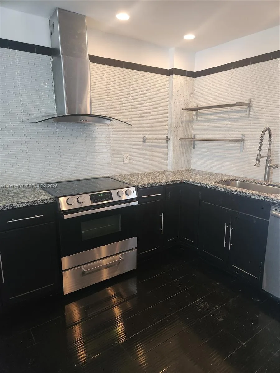 3811 NW 84th Ave # 2B, Sunrise, FL 33351 photo 4