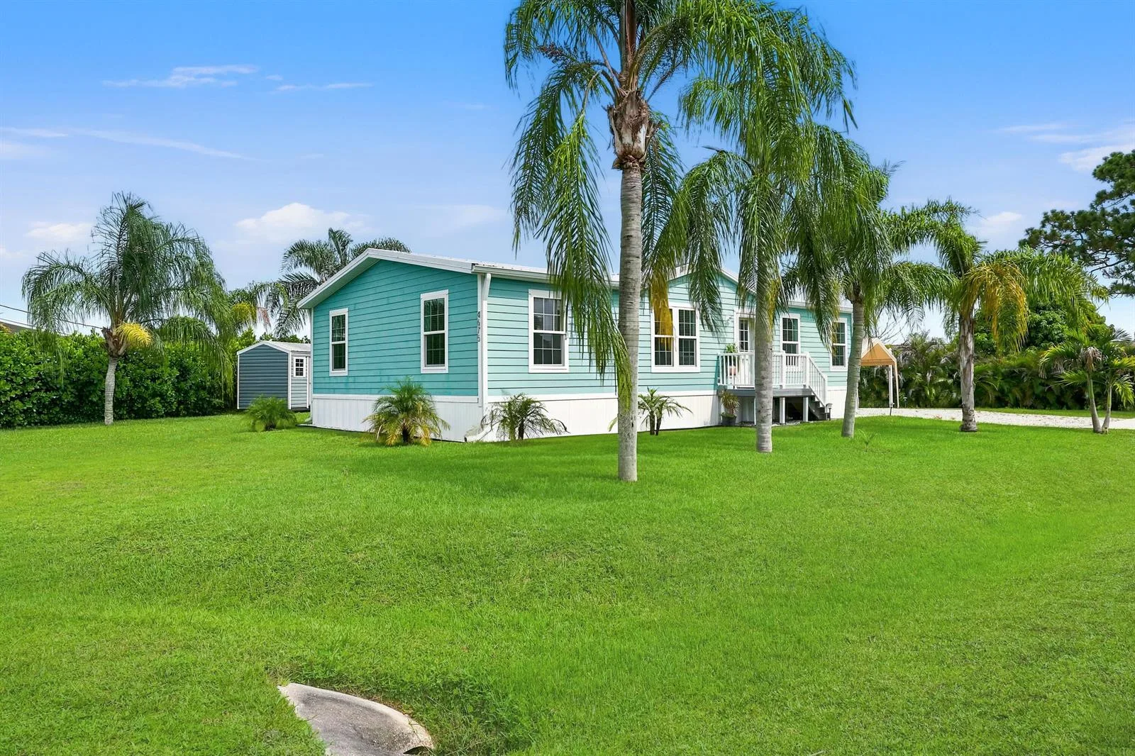 4675 SE Circle Way, Stuart, FL 34997 photo 2