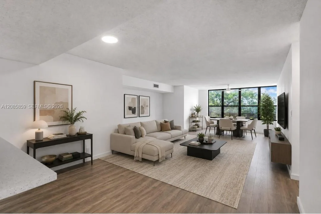 2767 Carambola Cir S # 402, Coconut Creek, FL 33066