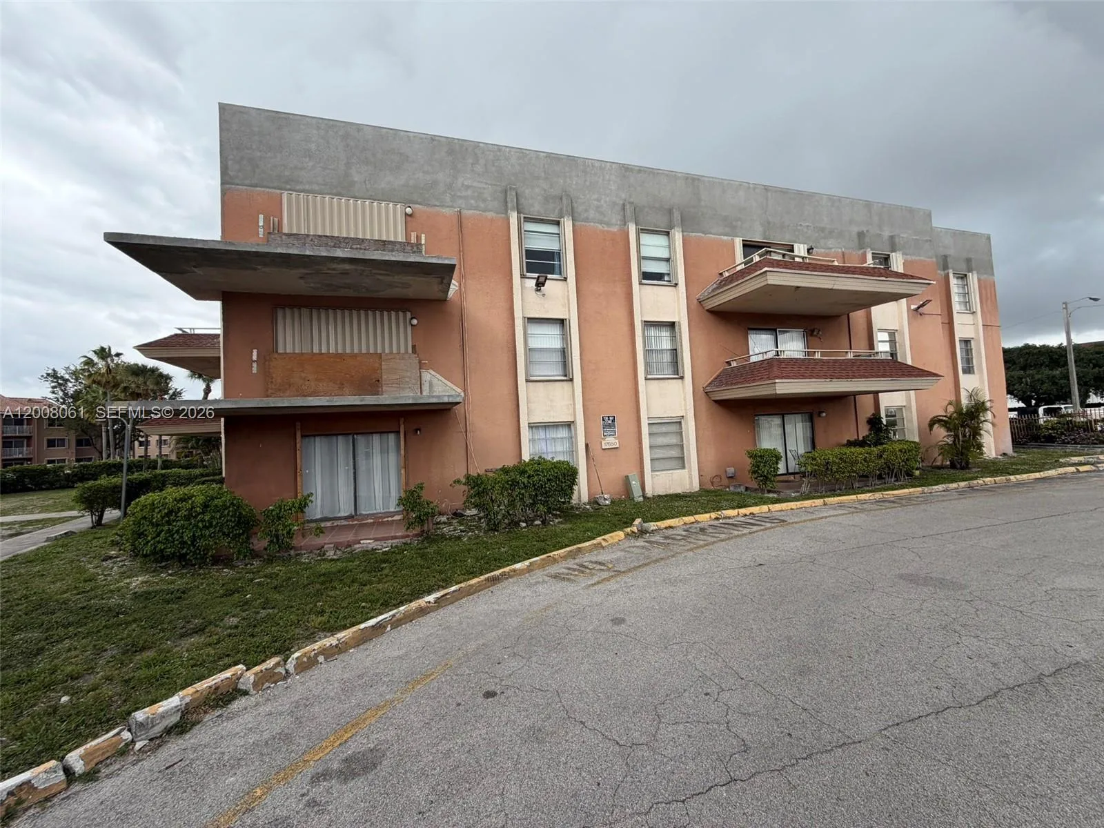 17650 NW 68th Ave # A2008, Hialeah, FL 33015 photo 3
