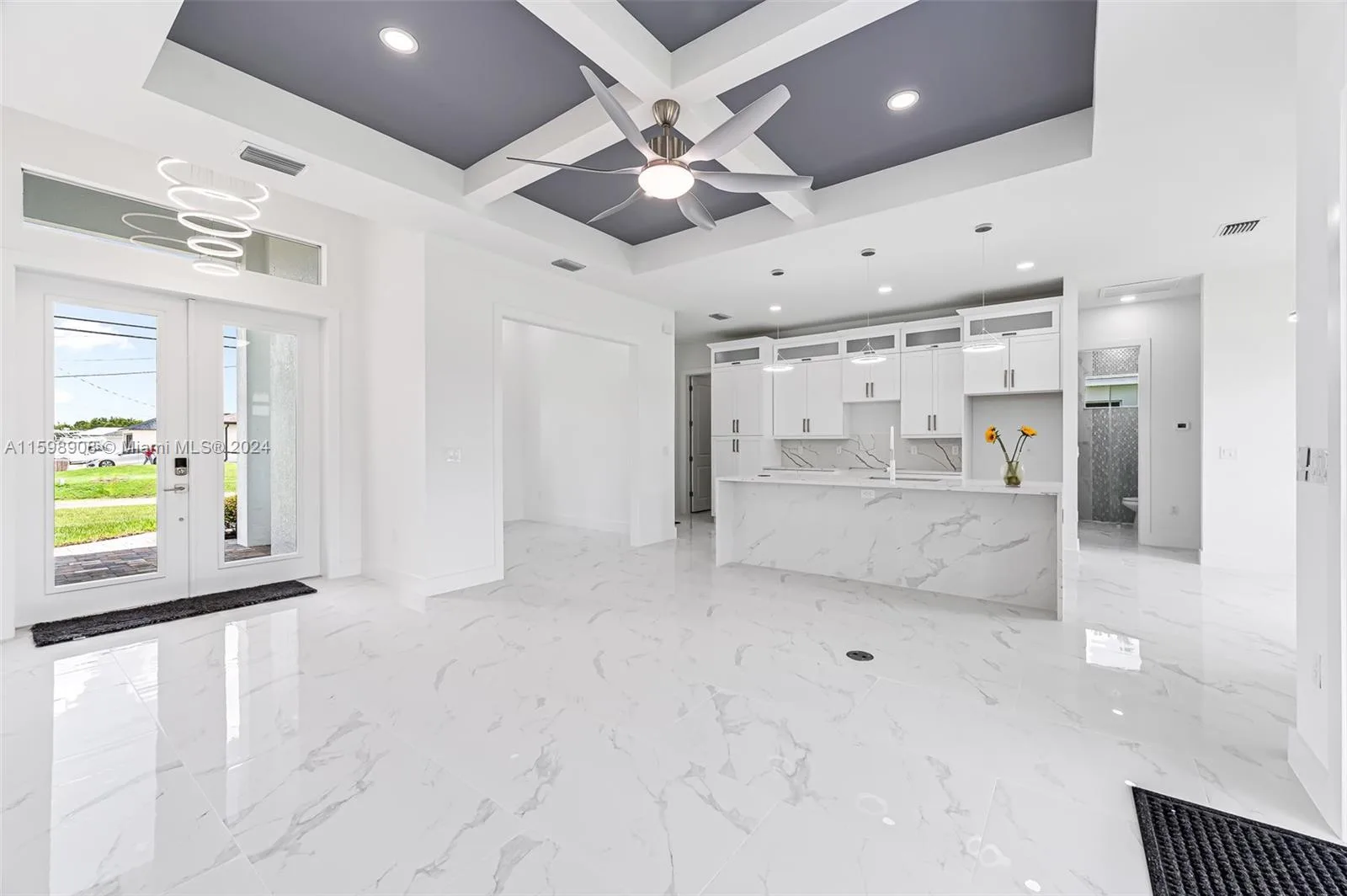 1104 floyd, Lehigh Acres, FL 33976 photo 5
