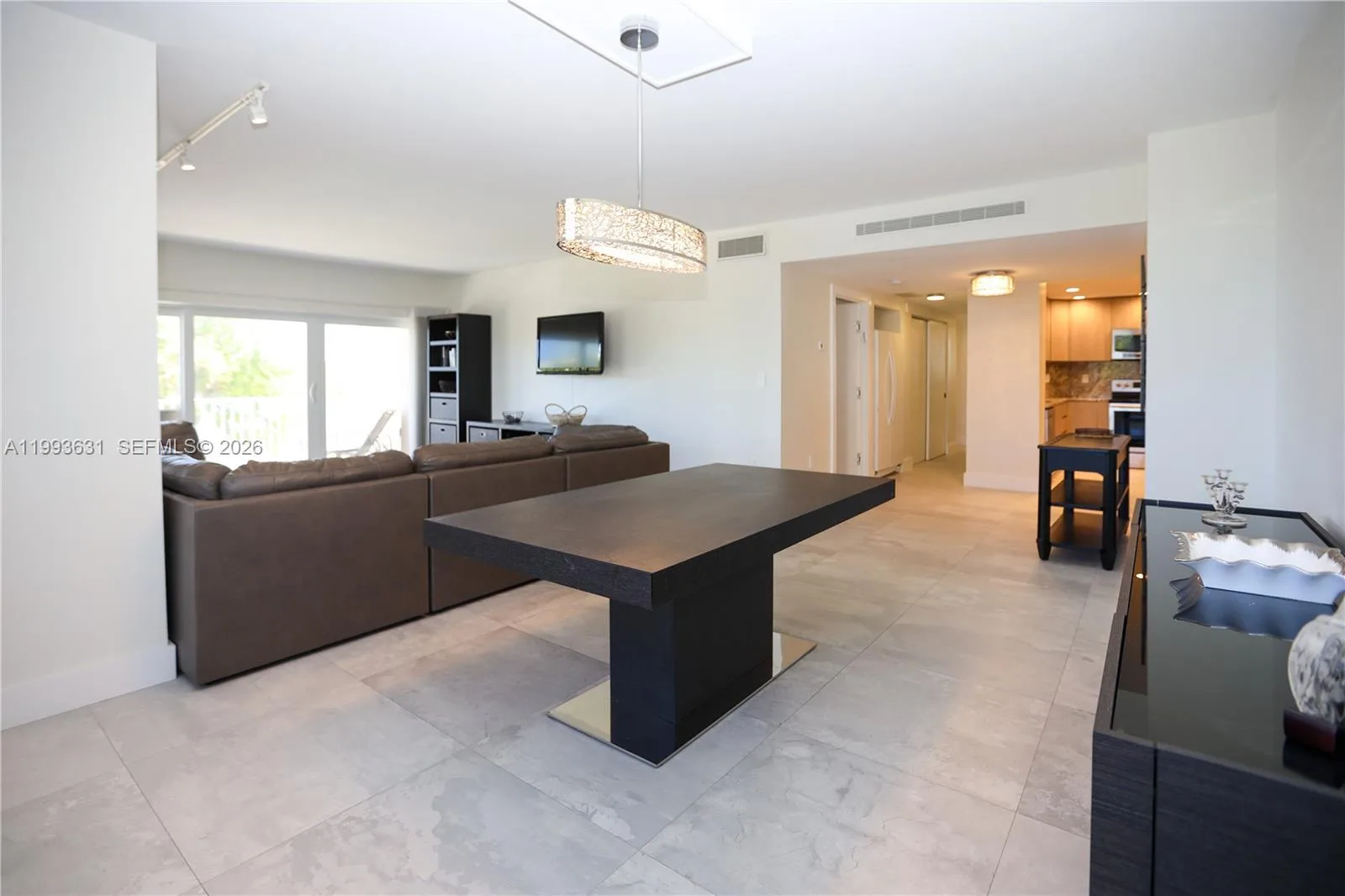 300 Bayview Dr # 216, Sunny Isles Beach, FL 33160 photo 4