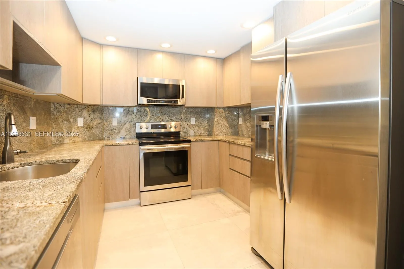 300 Bayview Dr # 216, Sunny Isles Beach, FL 33160 photo 9