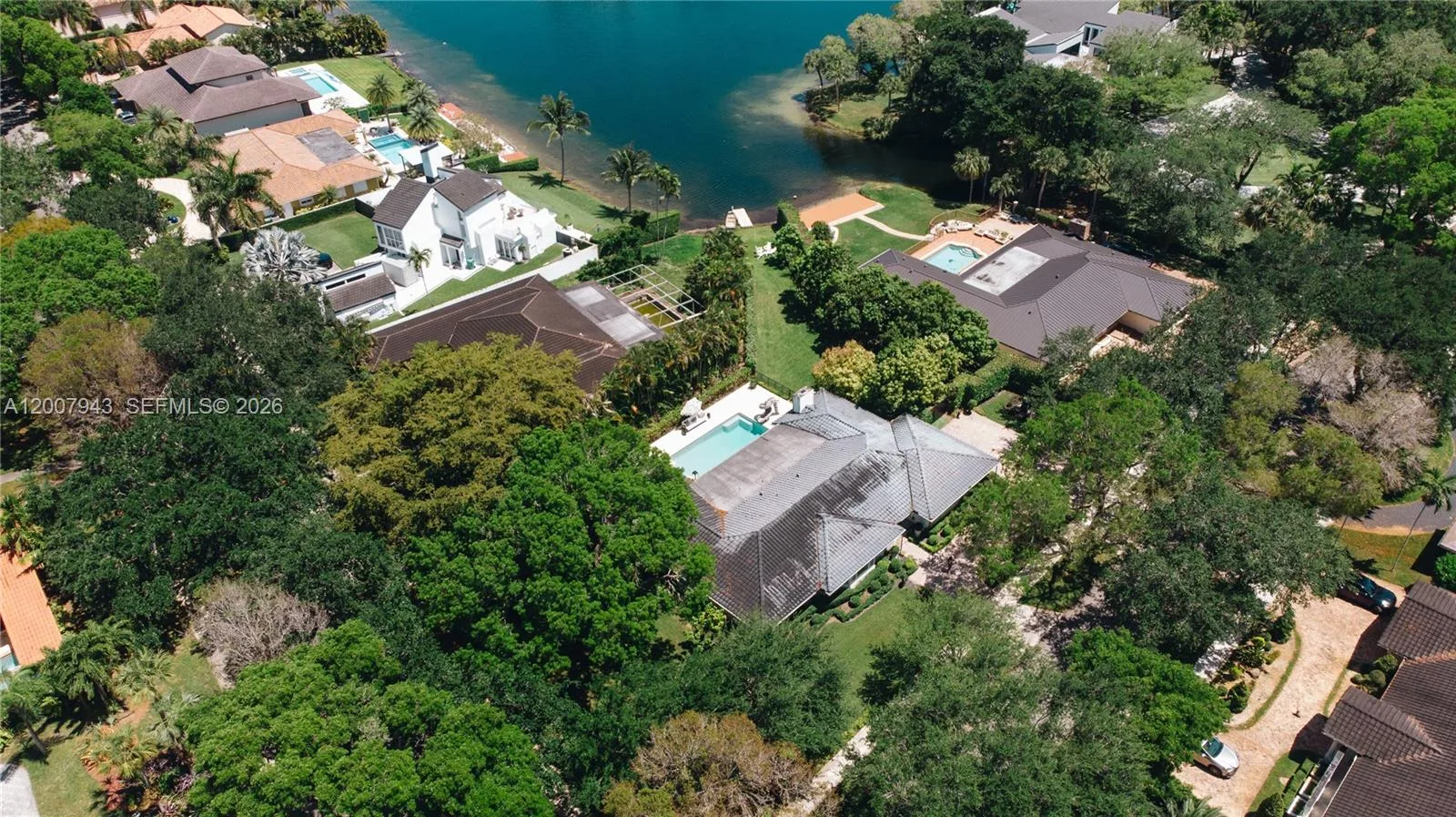16241 W Troon Cir, Miami Lakes, FL 33014 photo 11