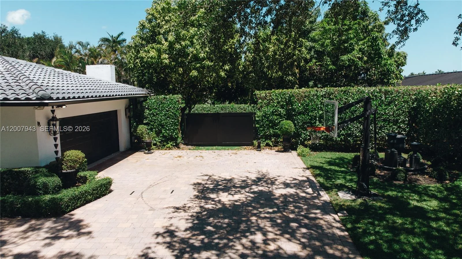 16241 W Troon Cir, Miami Lakes, FL 33014 photo 6