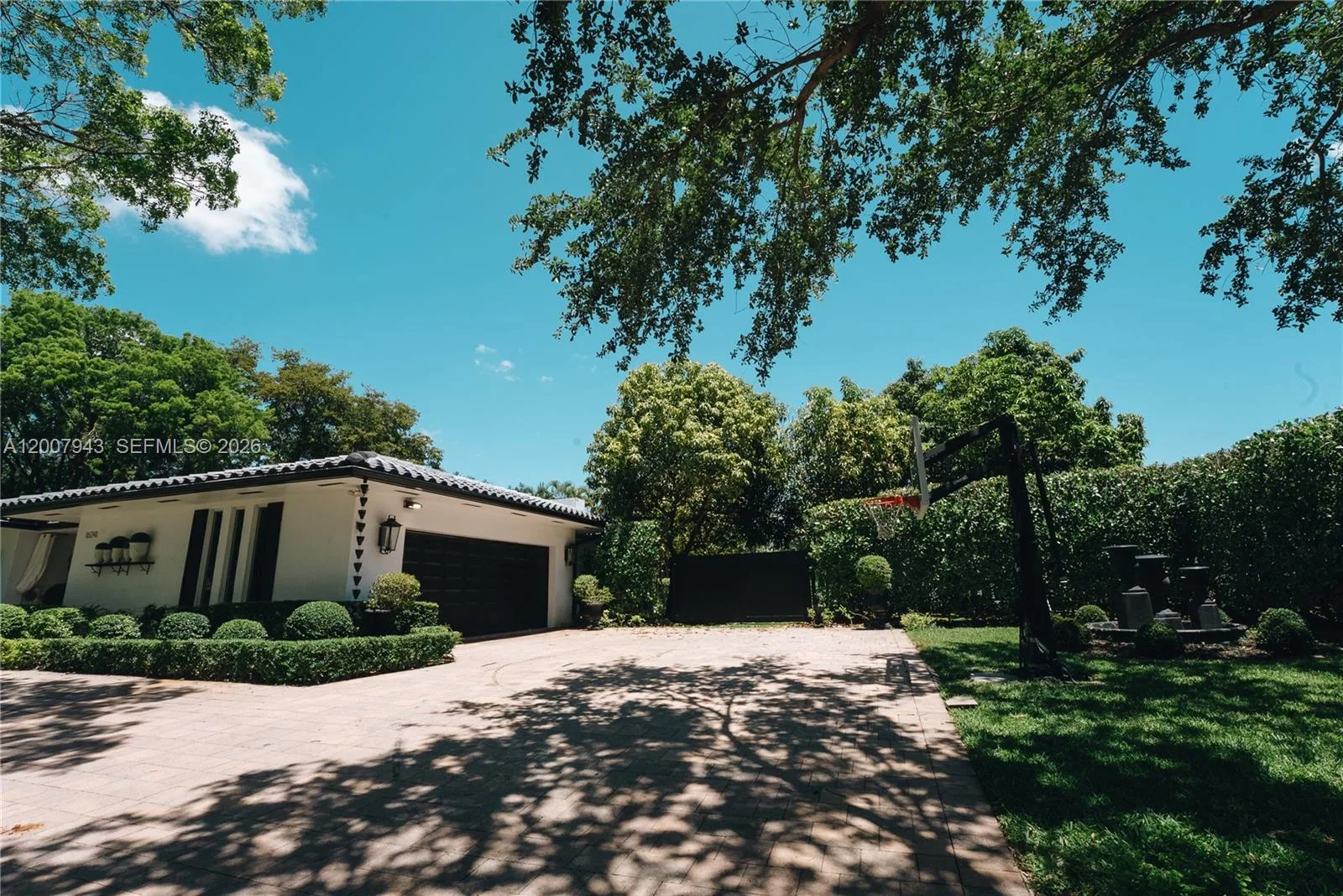 16241 W Troon Cir, Miami Lakes, FL 33014 photo 7