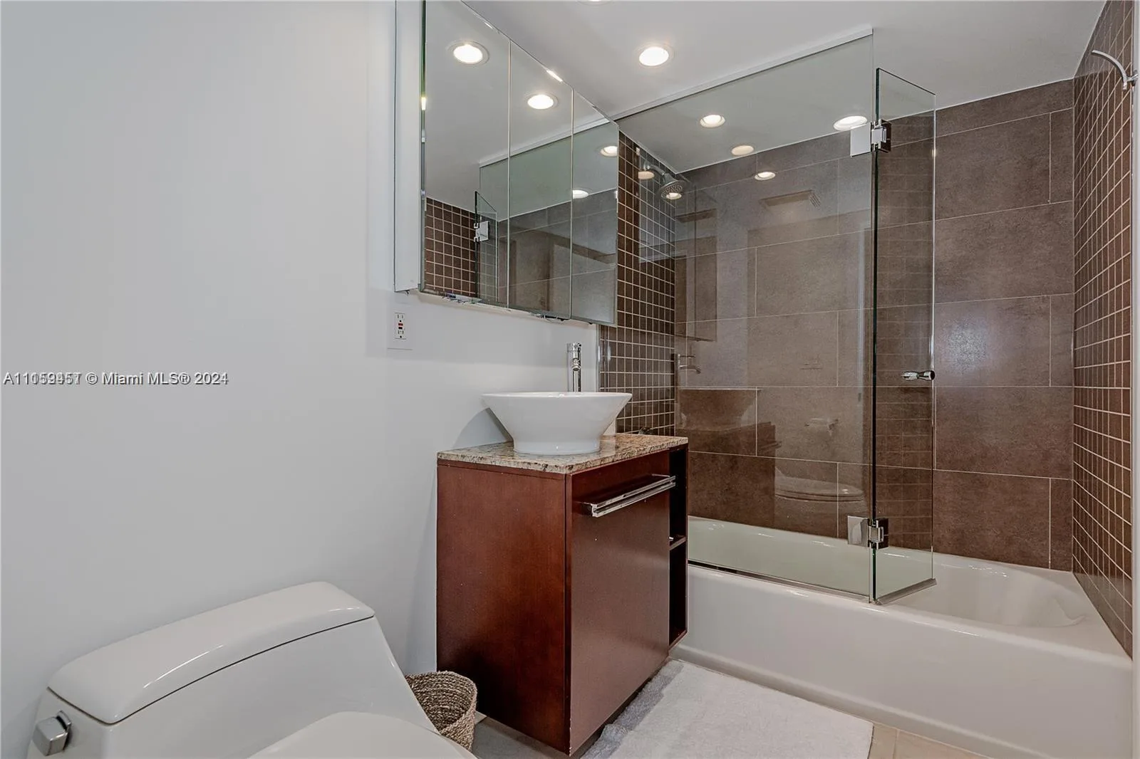 2301 Collins Ave # 938, Miami Beach, FL 33139 photo 13