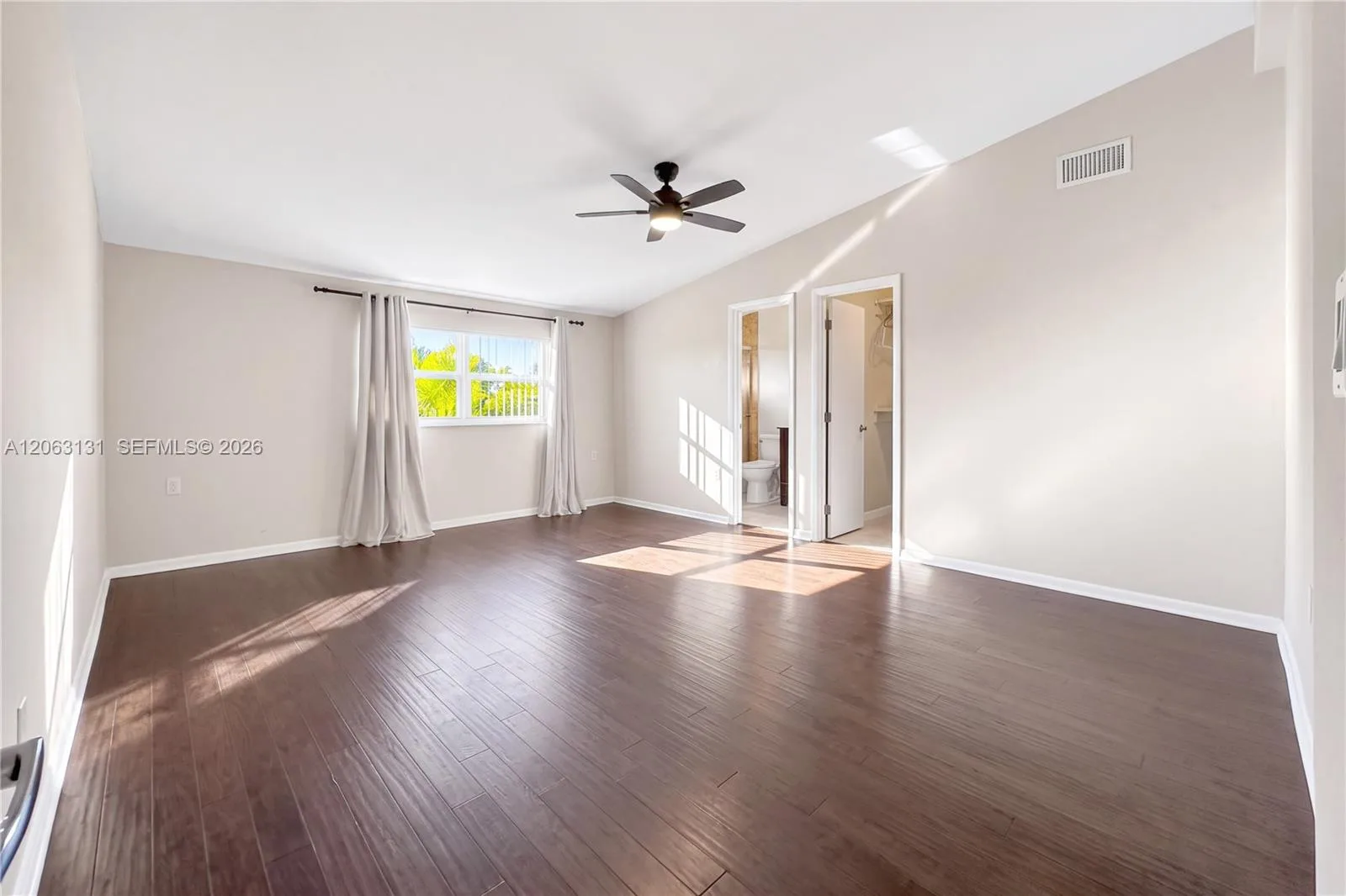 3037 NE 13th Ave, Oakland Park, FL 33334 photo 13