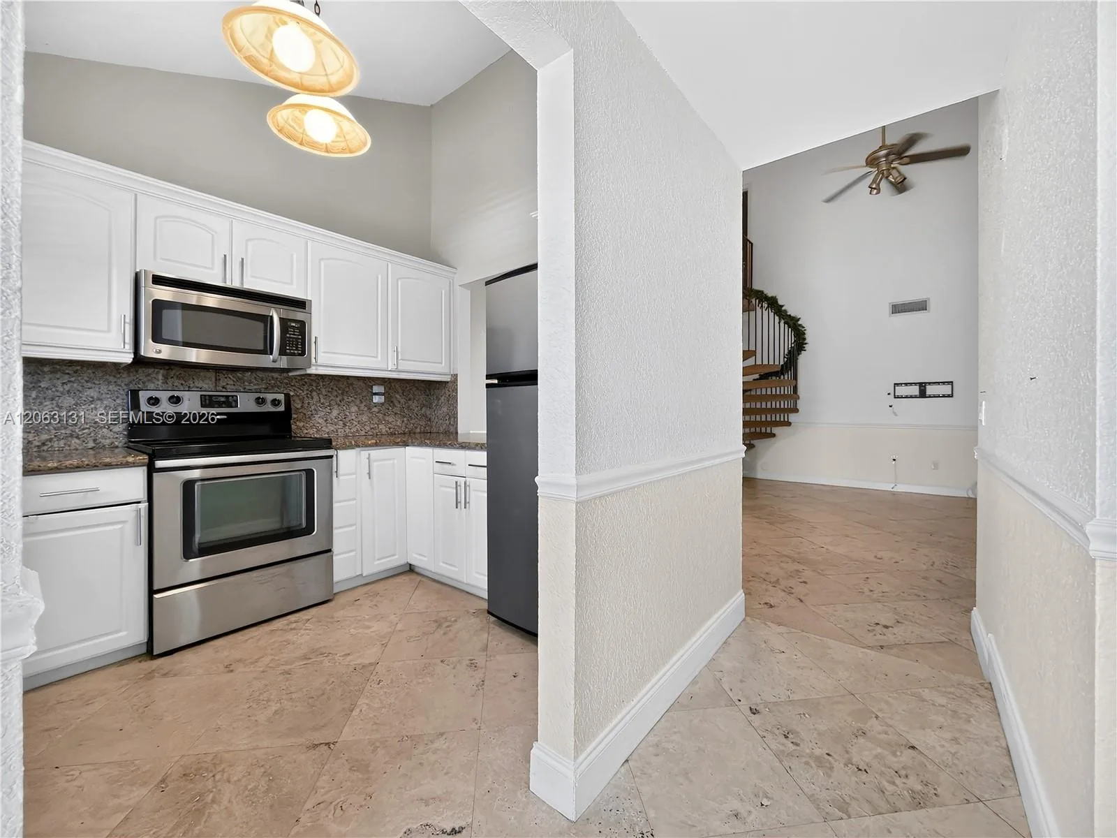 3037 NE 13th Ave, Oakland Park, FL 33334 photo 5