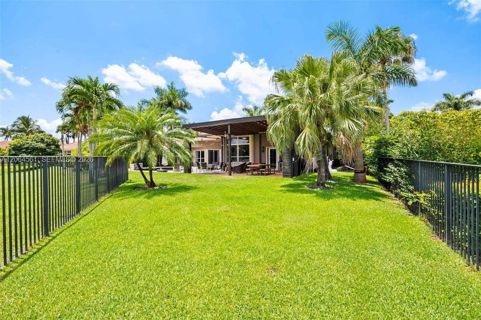 2498 Eagle Run Dr, Weston, FL 33327 photo 11