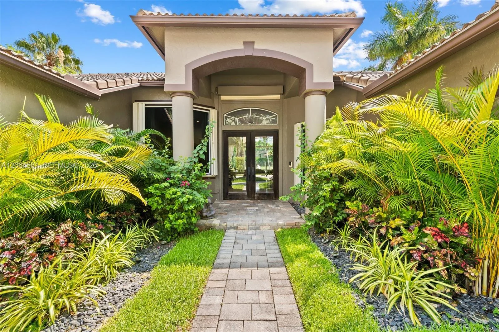 2498 Eagle Run Dr, Weston, FL 33327 photo 3