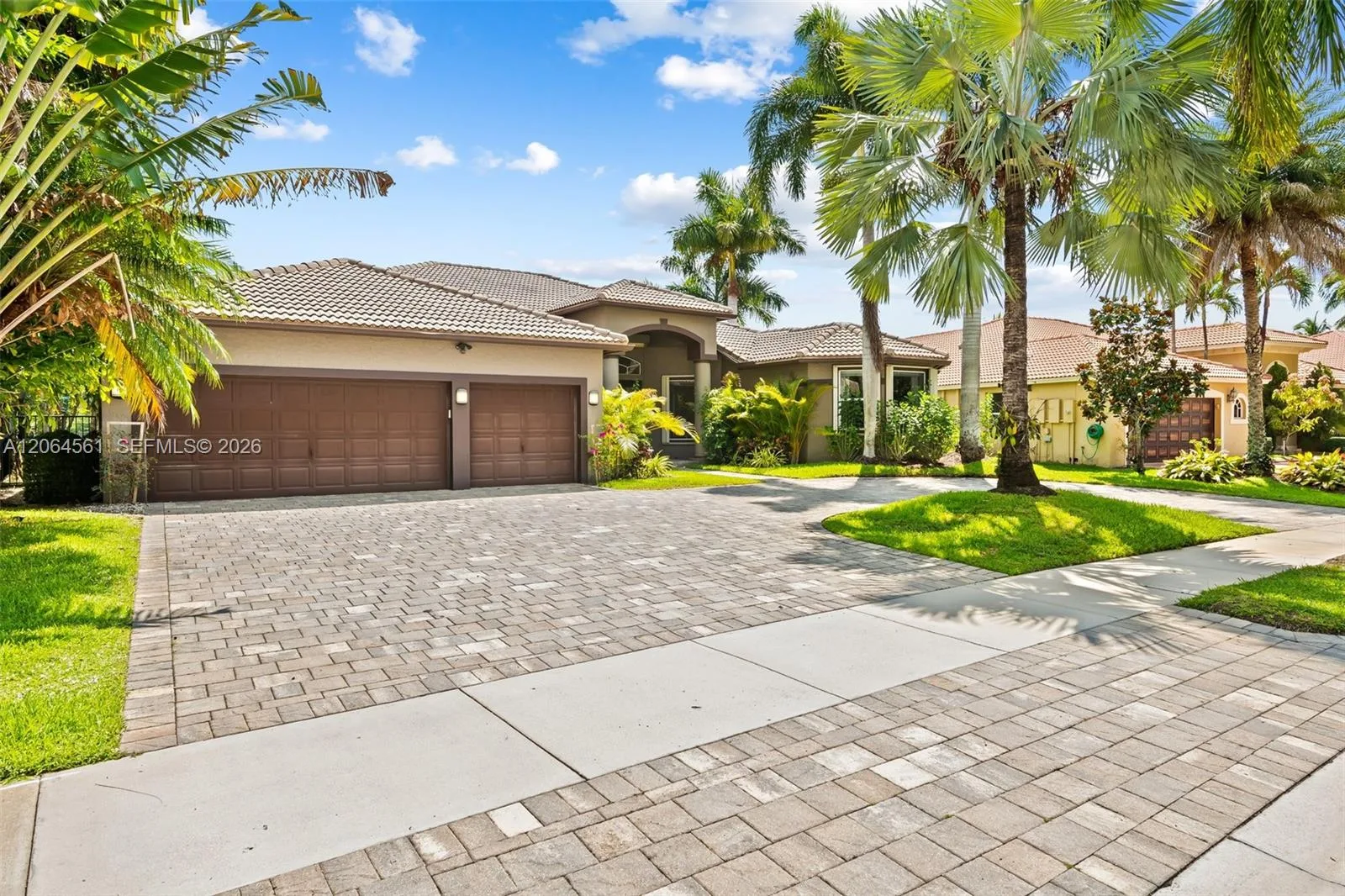 2498 Eagle Run Dr, Weston, FL 33327 photo 4