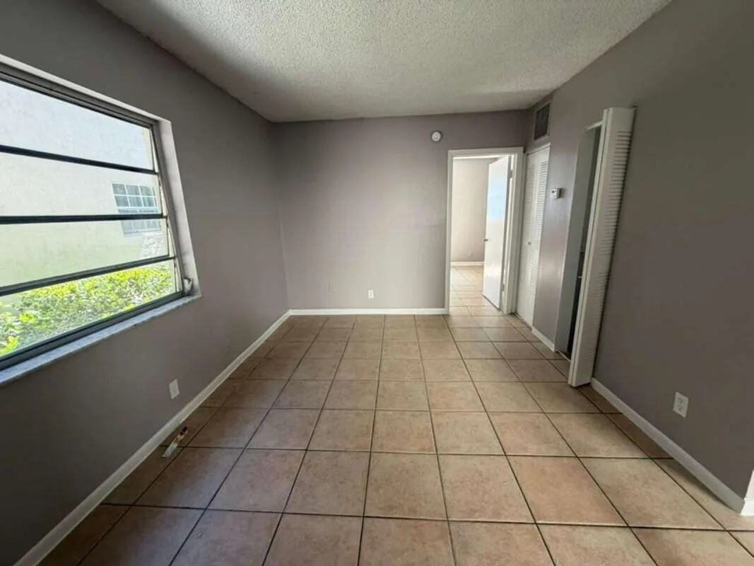 610 NE 1st Avenue # 19, Fort Lauderdale, FL 33304