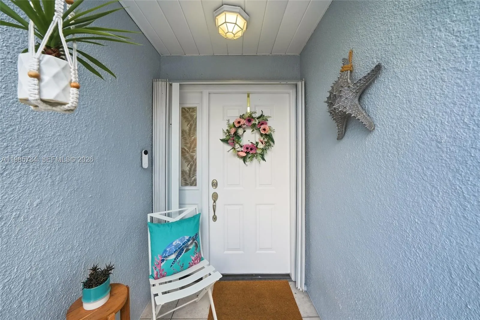 677 SE 22nd Dr, Homestead, FL 33033 photo 2