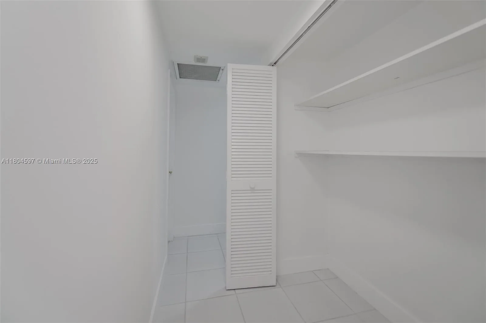 1980 S Ocean Dr # 18G, Hallandale Beach, FL 33009 photo 12