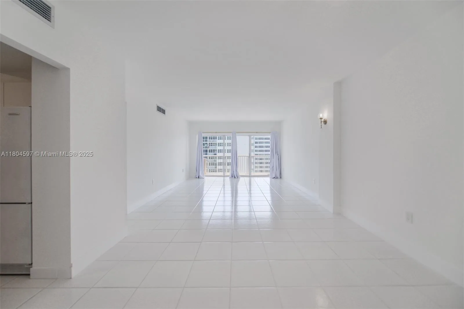 1980 S Ocean Dr # 18G, Hallandale Beach, FL 33009 photo 4