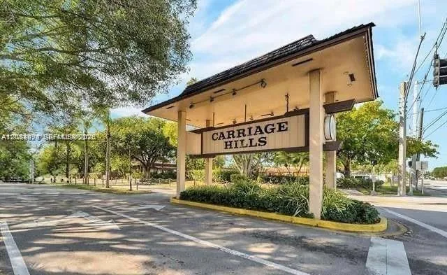 332 Briarwood Cir # 2-19, Hollywood, FL 33024