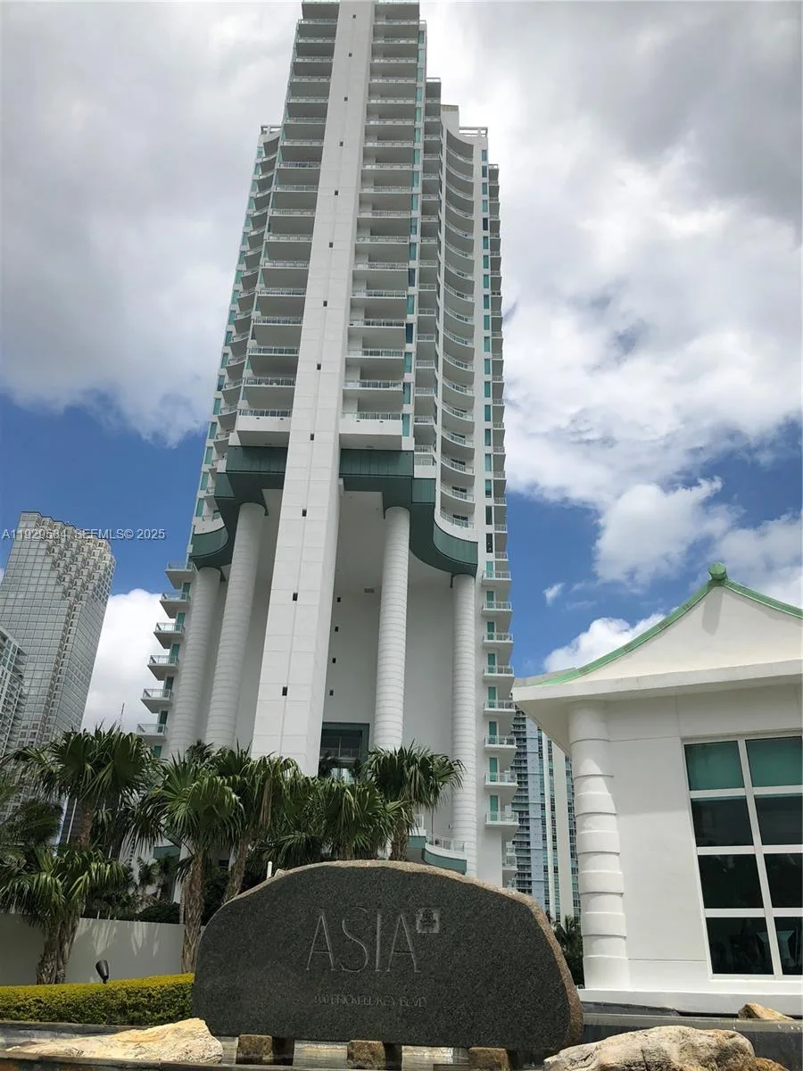 900 Brickell Key Blvd # 1602, Miami, FL 33131 photo 4