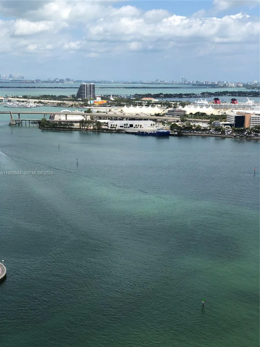 900 Brickell Key Blvd # 1602, Miami, FL 33131 photo 6