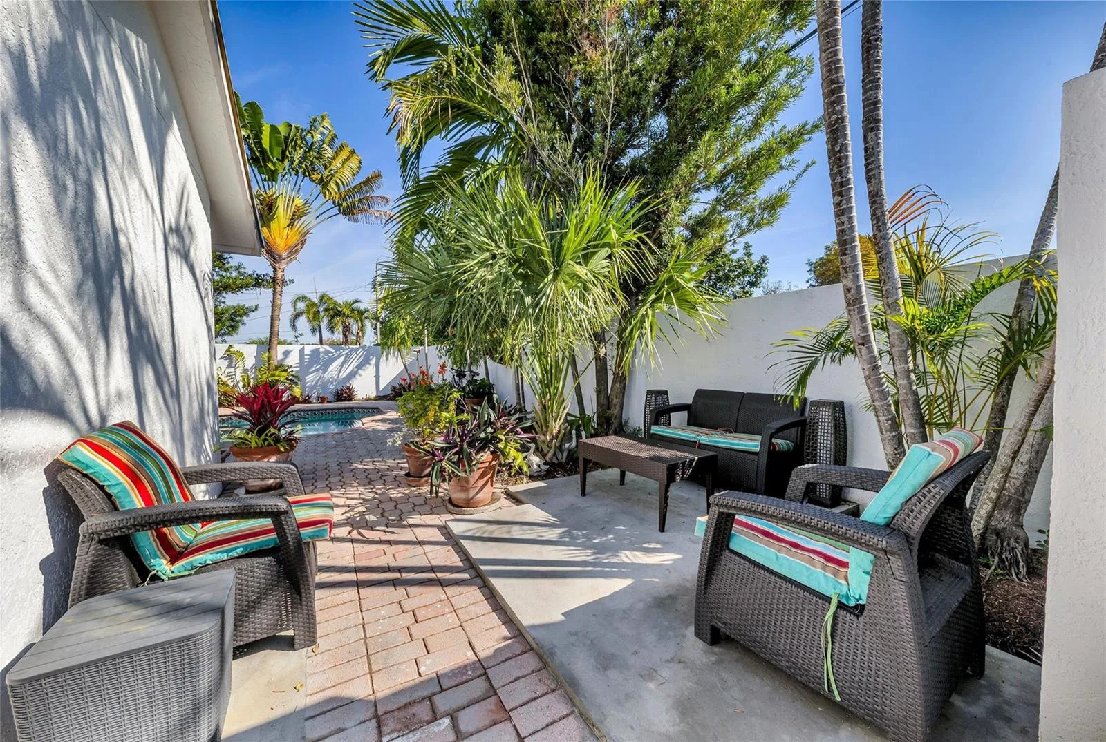 307 N Highland Drive, Hollywood, FL 33021 photo 2