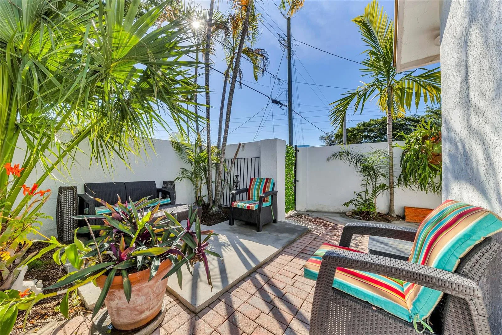 307 N Highland Drive, Hollywood, FL 33021 photo 3