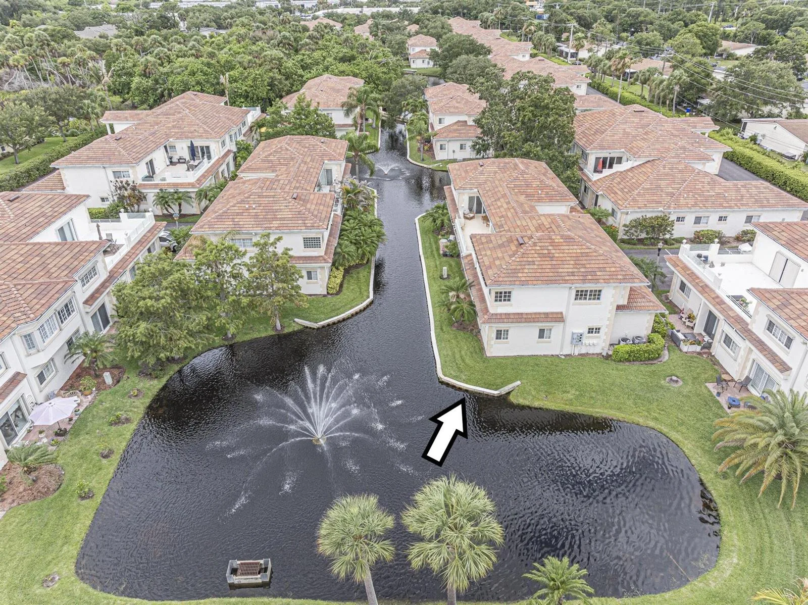 524 7th Square # 101, Vero Beach, FL 32962